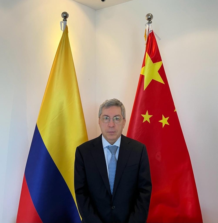 MIGUEL ALBERTO GÓMEZ VÉLEZ
