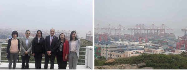 El Embajador de Colombia y la Cónsul General de Colombia en Shanghái visitaron el Puerto Yangshan